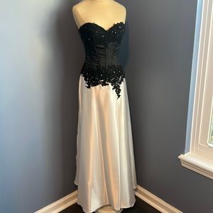 Jovani Dress - Size 2